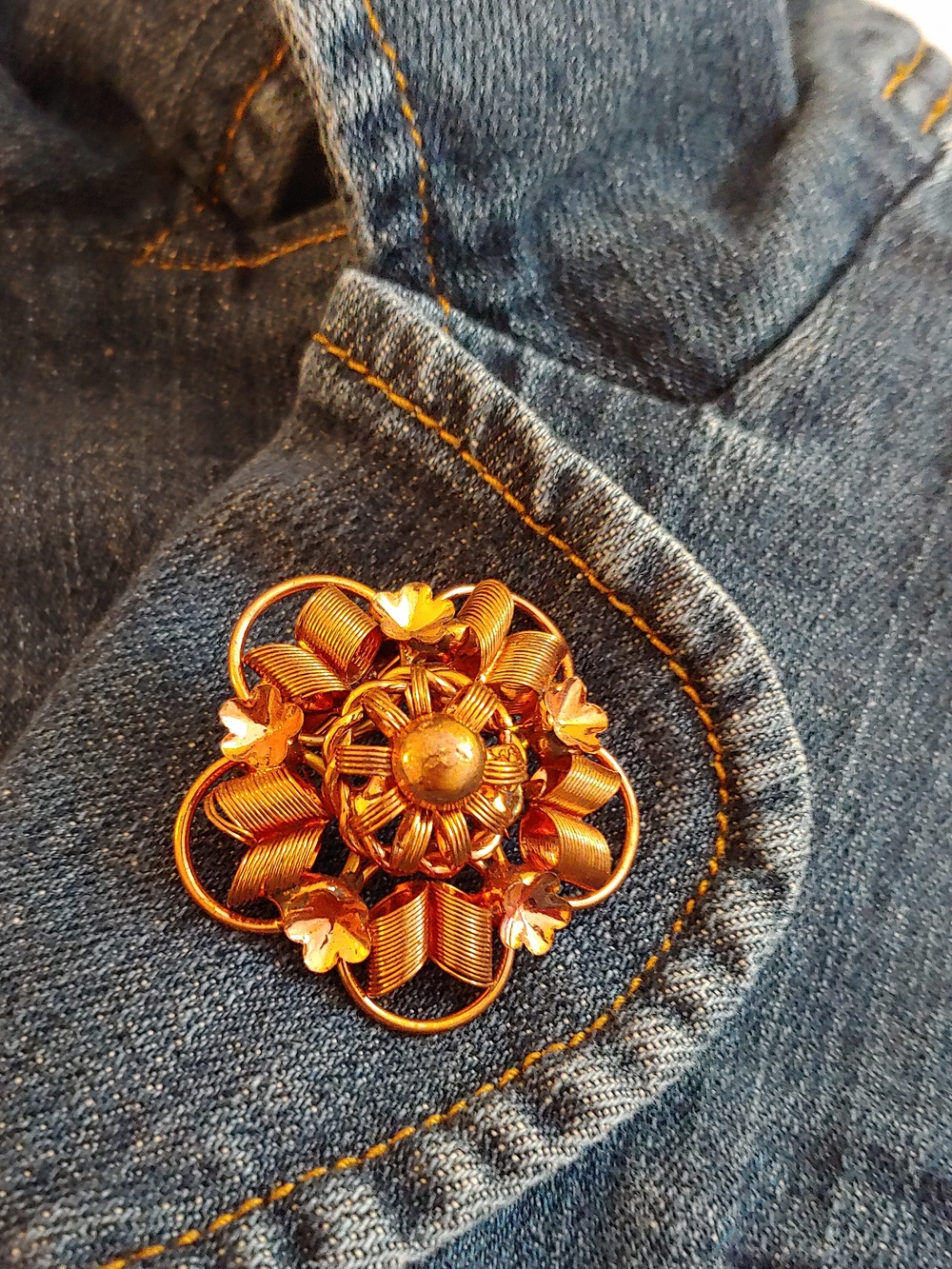 Vintage Copper Floral Brooch - Jewelry Accent